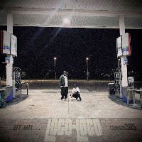 Umlilo (Feat. Shaun Michael & Sdodiroba)