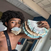 Tomou La 17 Pro Max X Panico E Correria No Centro