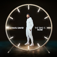 Live In The Moment (Feat. Goldlink)