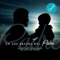 En Los Brazos Del Padre (Feat. André Valadão, Clay Peterson, Maximiliano Moraes & Juliana Nunes)