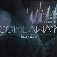 Freedom Reigns (Live) (Feat. Kim Walker-Smith)