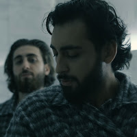 В Сердце У Него Болит