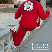 Wuki, Wax Motif